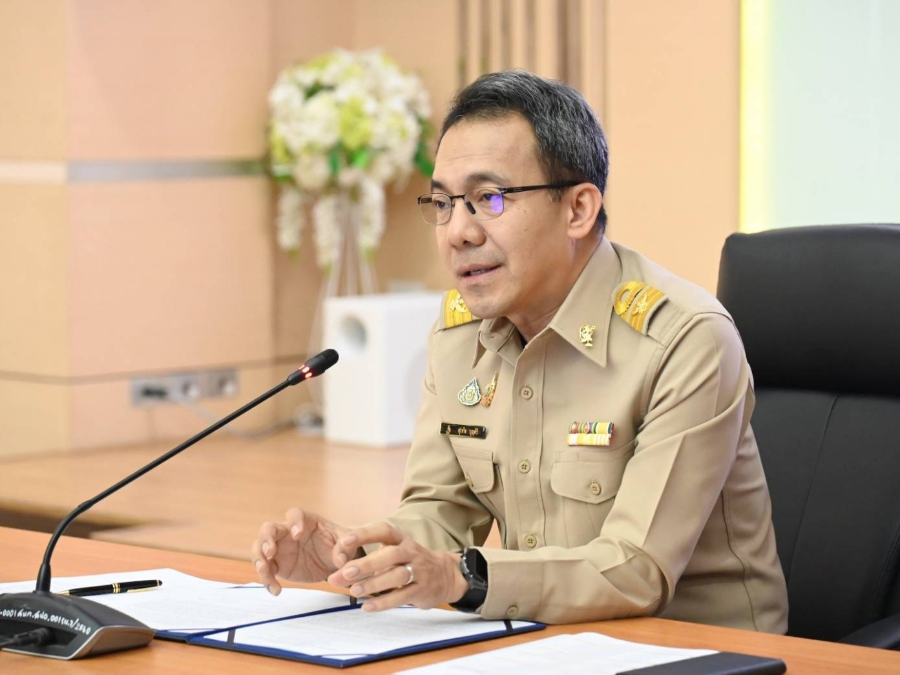 รองปลัดฯ ศุภกิจ นั่งหัวโต๊ะประชุมจัดทำคู่มือมาตรฐานการปฏิบัติงาน สร้างการยอมรับและความมั่นใจให้ประชาชน ตั้งเป้าหมายทำคู่มือฯ กระบวนงานหลักครบ 100%