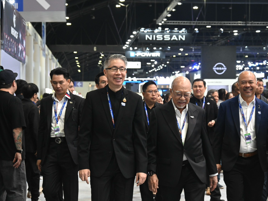 ปลัดณัฐพล ร่วมเปิดงาน “มหกรรมยานยนต์ ครั้งที่ 42